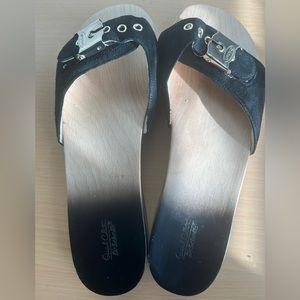 NWOB Scholl Pescura Flat Womens Ladies Wooden Slide Sandals Clogs Black Size 6